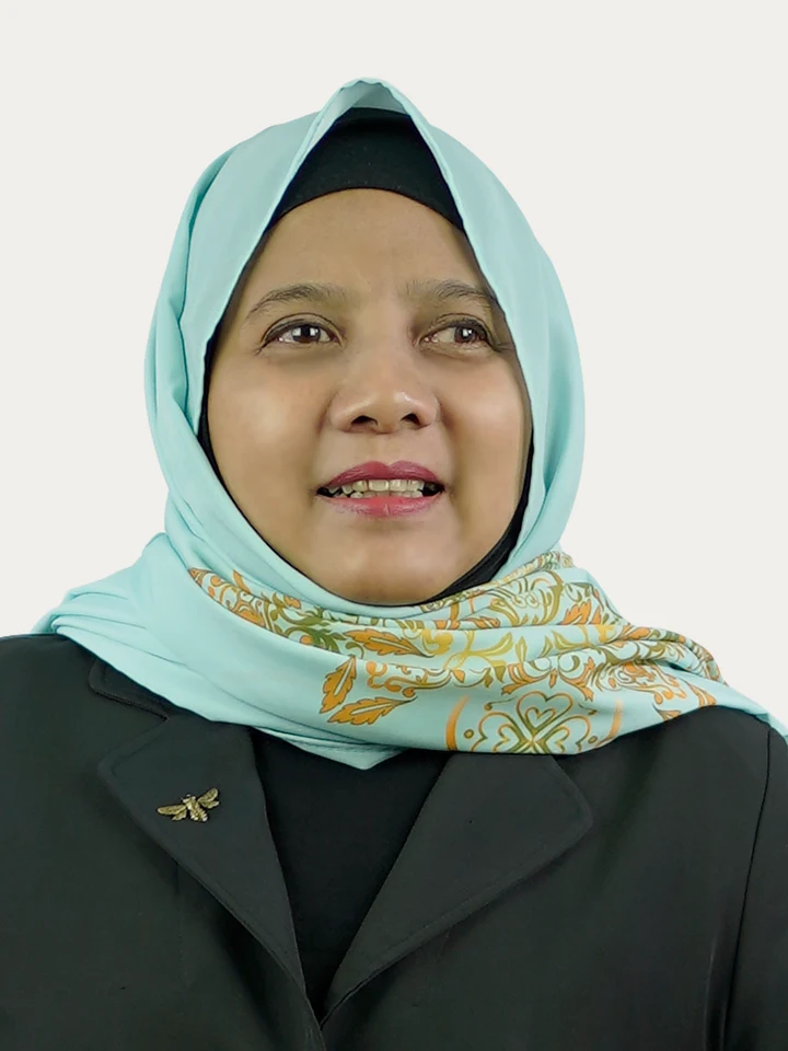 Portrait of Ninot Aziz, Senior Director of Communications and Media at BeeMorph